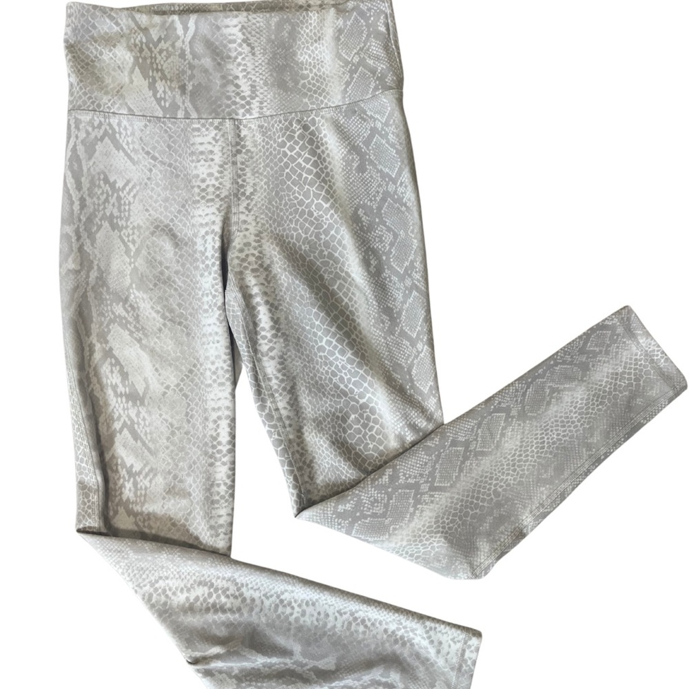 Mono B Gray/White Snake Print Leggings